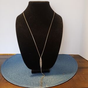 SILVER LARIAT NECKLACE WITH LONG EARRINGS